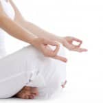 Méditation et douche froide sont deux pratiques à adopter pour vaincre le stress